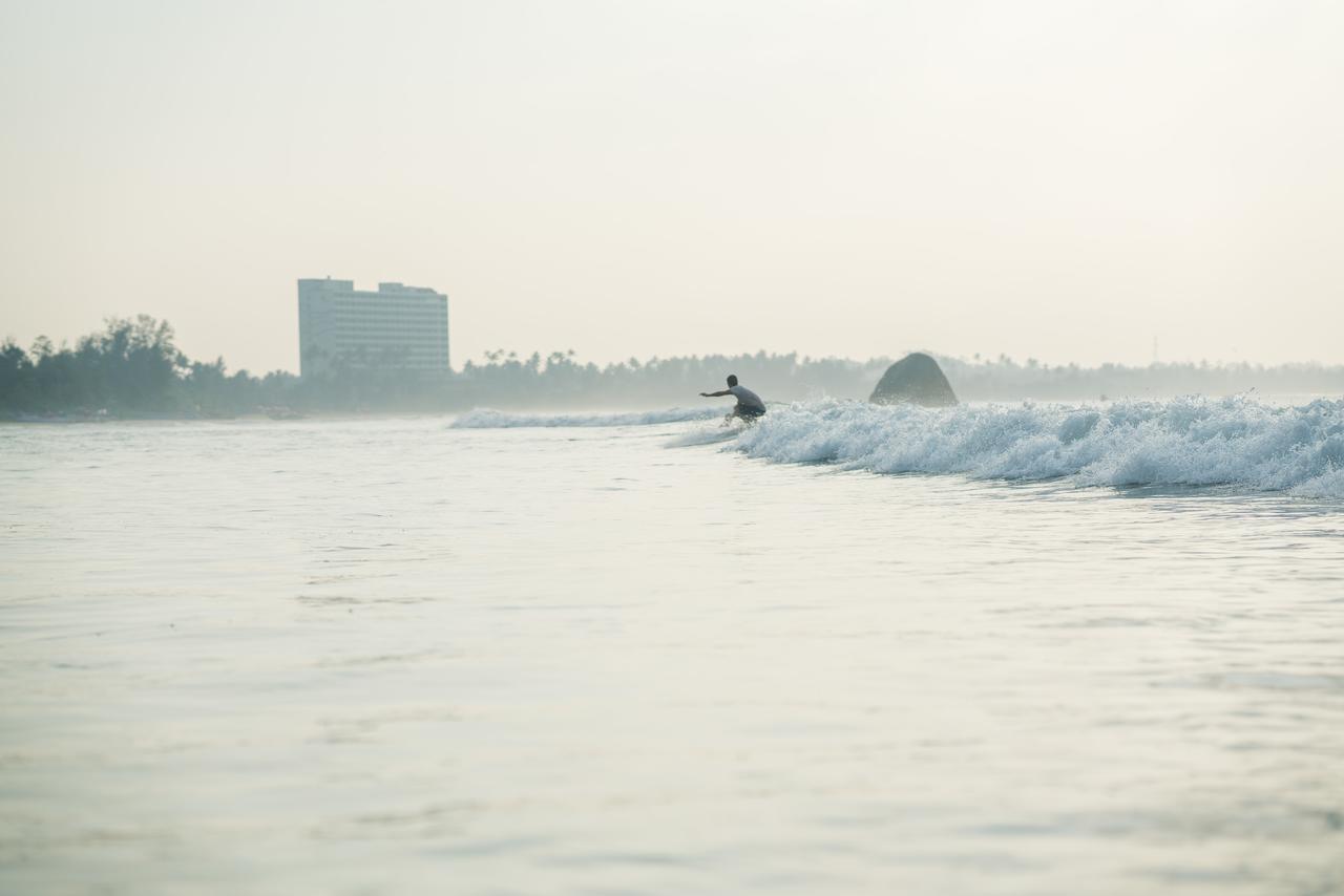 Ocean Bay Surf Resort Weligama Ngoại thất bức ảnh