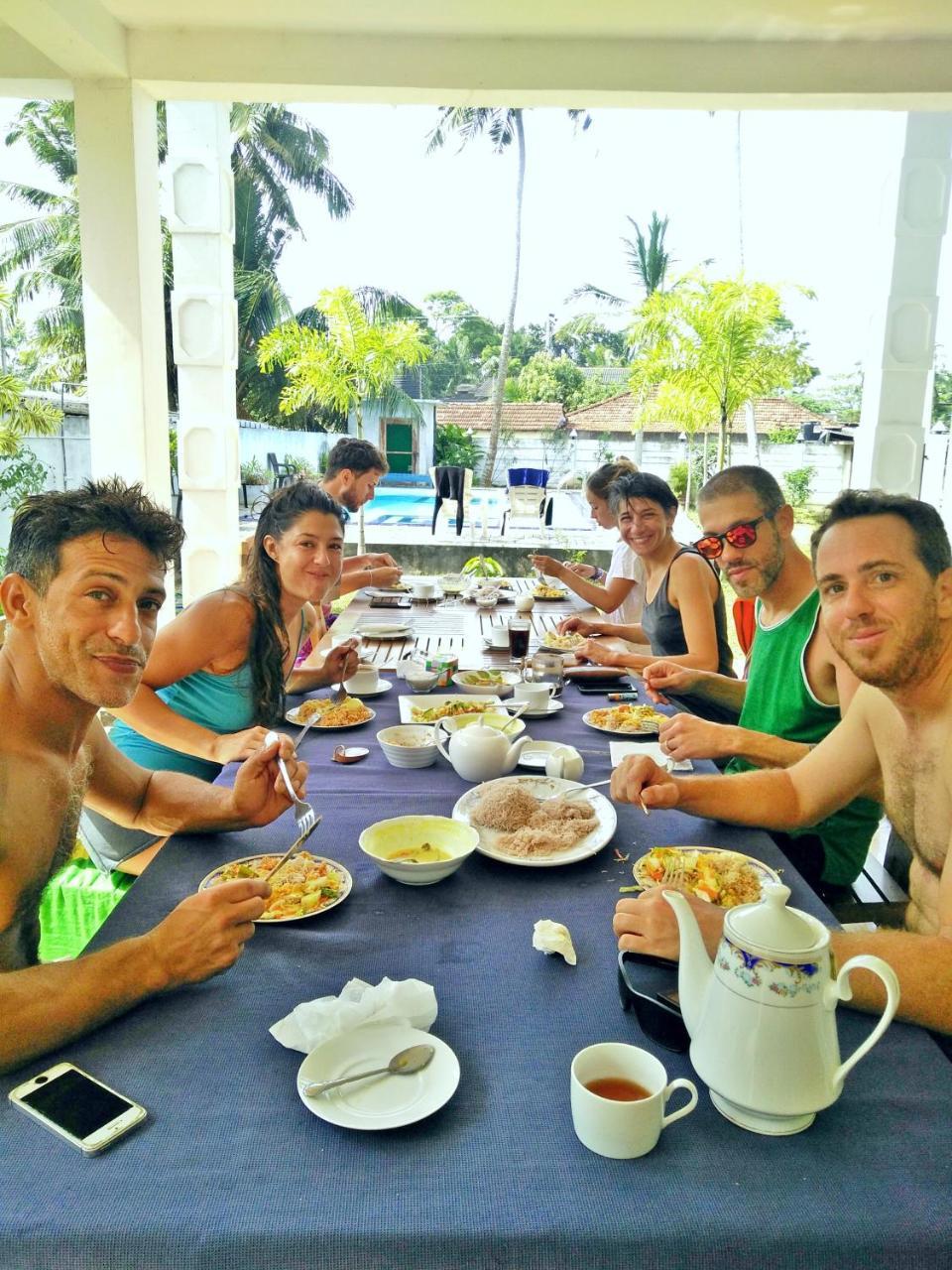 Ocean Bay Surf Resort Weligama Ngoại thất bức ảnh