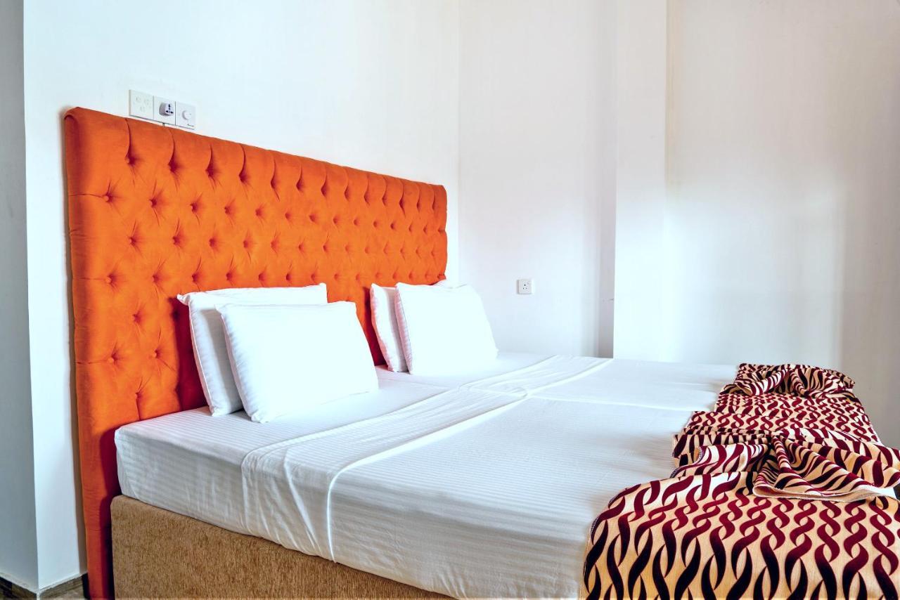 Ocean Bay Surf Resort Weligama Ngoại thất bức ảnh
