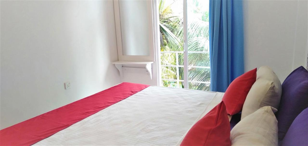 Ocean Bay Surf Resort Weligama Ngoại thất bức ảnh